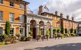 Oatlands Park Hotel Weybridge 4*